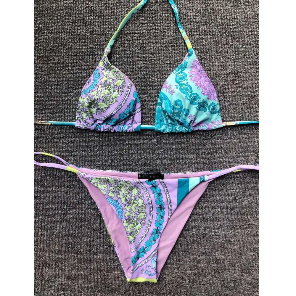 2024 Berömd designer Sexig bikini bur transparent strap stjärna tryck baddräkt mode strand kostym sommar kvinnors biquini popular556