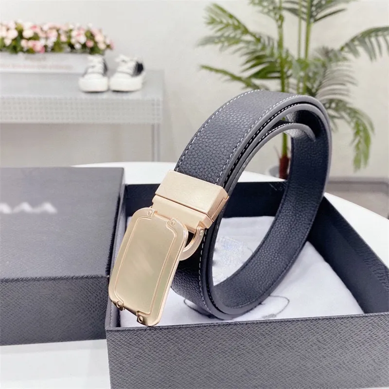 Ceintures pour femmes designer P325 style rétro ceintures tête luxe large ceinture design de mode haute qualité en alliage de cuir seau