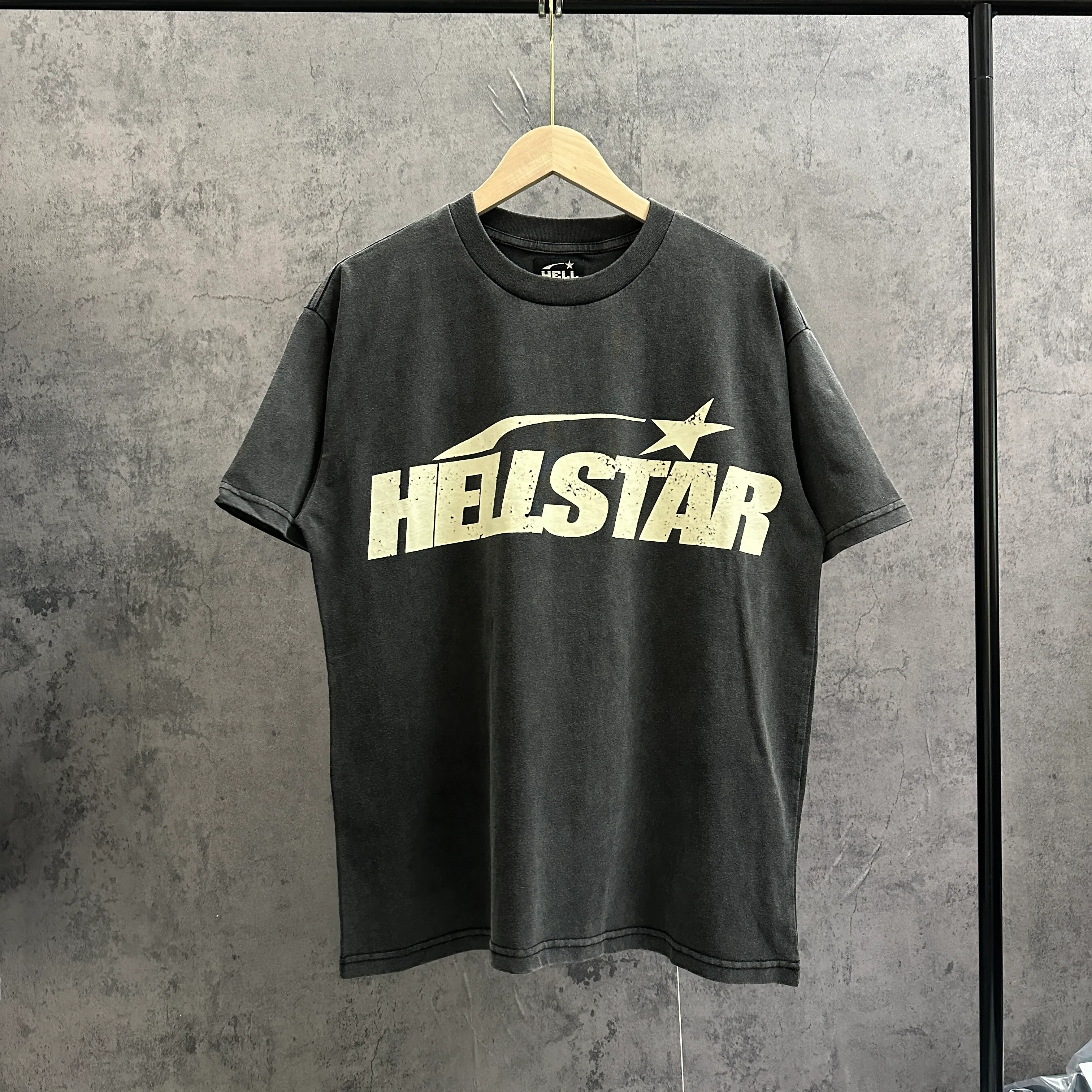 【新品】24SS Hellstar Classic ヘルスター Tシャツ S 新品】24SS Hellstar Classic ヘルスター Tシャツ S