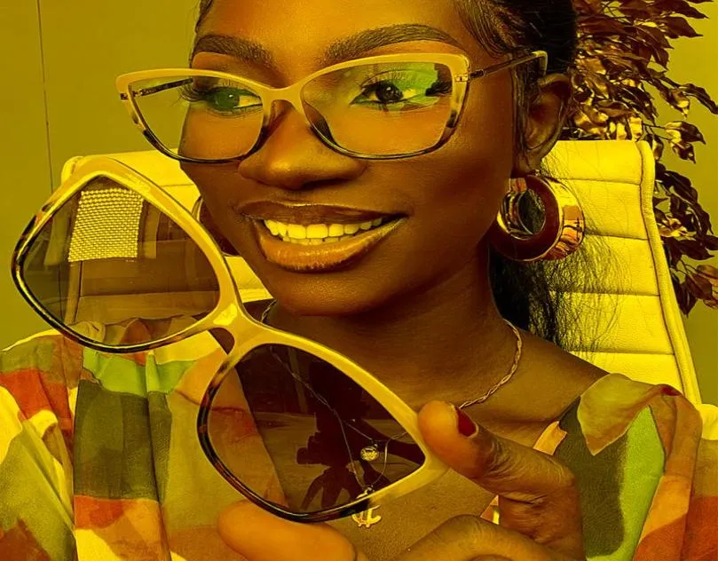 Solglasögon Trendigt klipp på kvinnor UV400 -nyanser Blå ljus överdimensionerade glasögon utomhus Kör Polariserad vintage Sun Glassessunglasses3457023