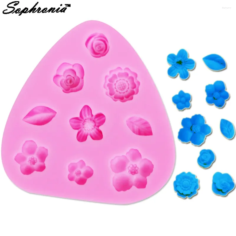 Baking Moulds 10pcs/set Small Flower And Leaves Shapes Silicone Mold Jelly Chocolate Handmade Tools Novel Cake Design Bakeware M073