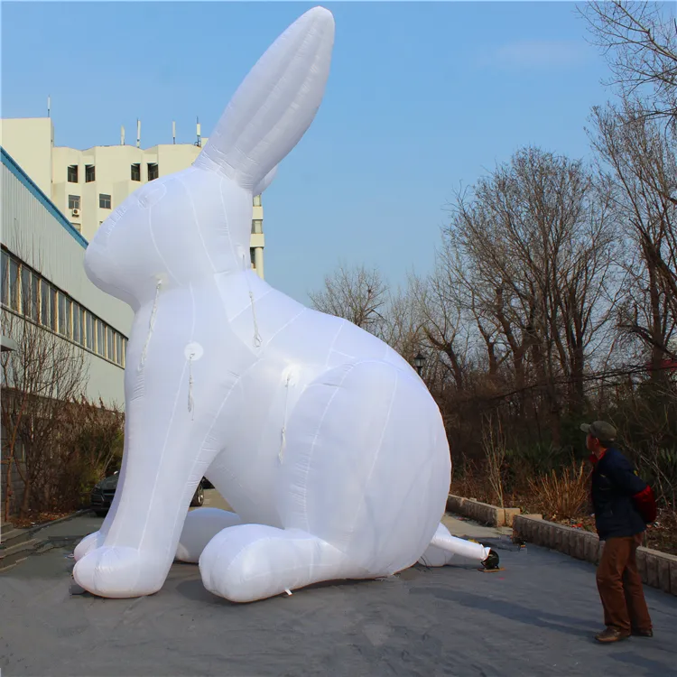 Gigante alto 6 m e 20 piedi Nuovo design Può essere personalizzato con luce a led usata Attraente coniglio gonfiabile gigante