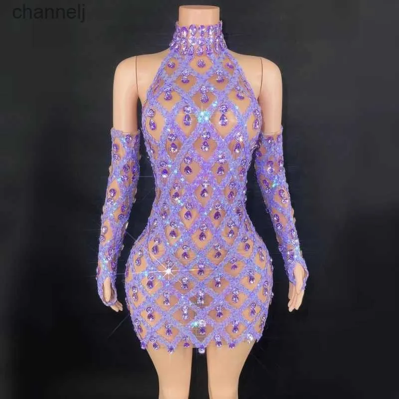 الثياب الحضرية المثيرة عالية الجودة المتألقة Rainestone Bodycon Mini Dress عيد ميلاد الاحتفال بحفل المساء YQ240327