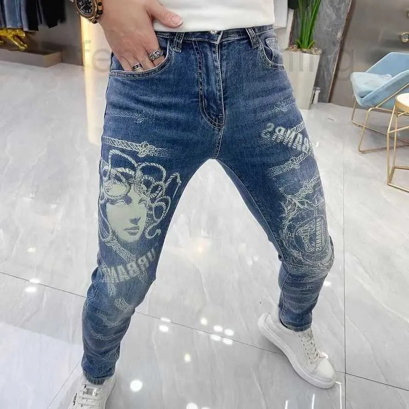 Jeans pour hommes Designer Marque Tendance Industrie lourde Imprimé pour l'été Style mince Mode personnalisée Slim Fit Petits pieds Pantalons longs F8DM