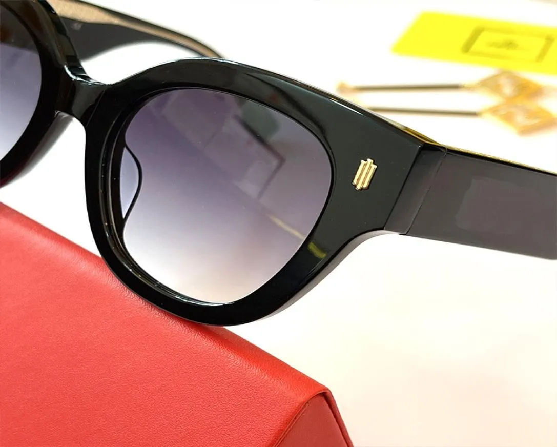 Nowy projektant mody okulary przeciwsłoneczne Women039s F0452 UV Ochrona UV400 Retro Fashions Unikalny styl Akcesoria łańcuch SUNGLAS5097648