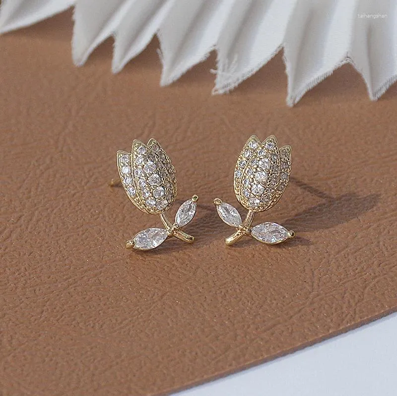 Boucles d'oreilles à tige en Zircon plaqué véritable 14K, bijoux délicats, tulipes pour femmes, fleur Unique