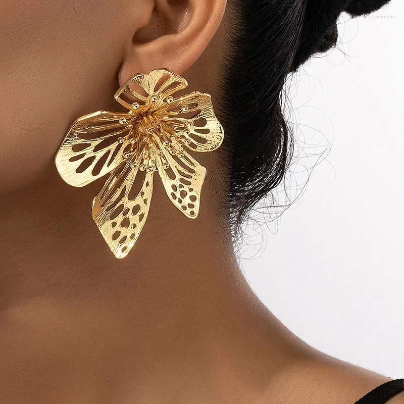 Ohrstecker 1 Paar Trend Kreative Übertreiben Hohl 3D Blume Personalisierte Einfache Temperament Frauen Edlen Schmuck Geschenke