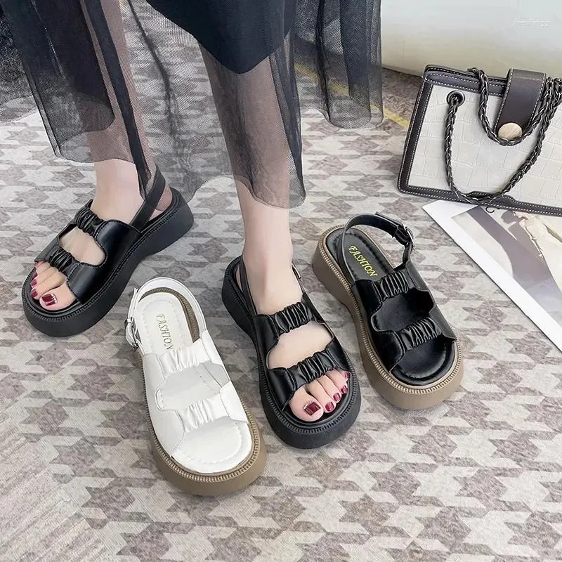 Scarpe eleganti 2024 Sandali con tacco beige da donna estivi: Med Muffins Zoccoli per scarpe Zeppa All-Match Piattaforma nera Ragazze piatte medie