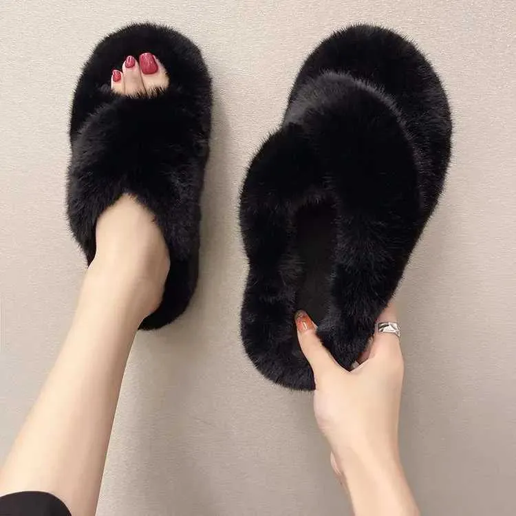 النعال Slippers النساء الخارجيات الزائد على الطراز الخيالي الخريف المضاد للانزلاق معدوم شقة.