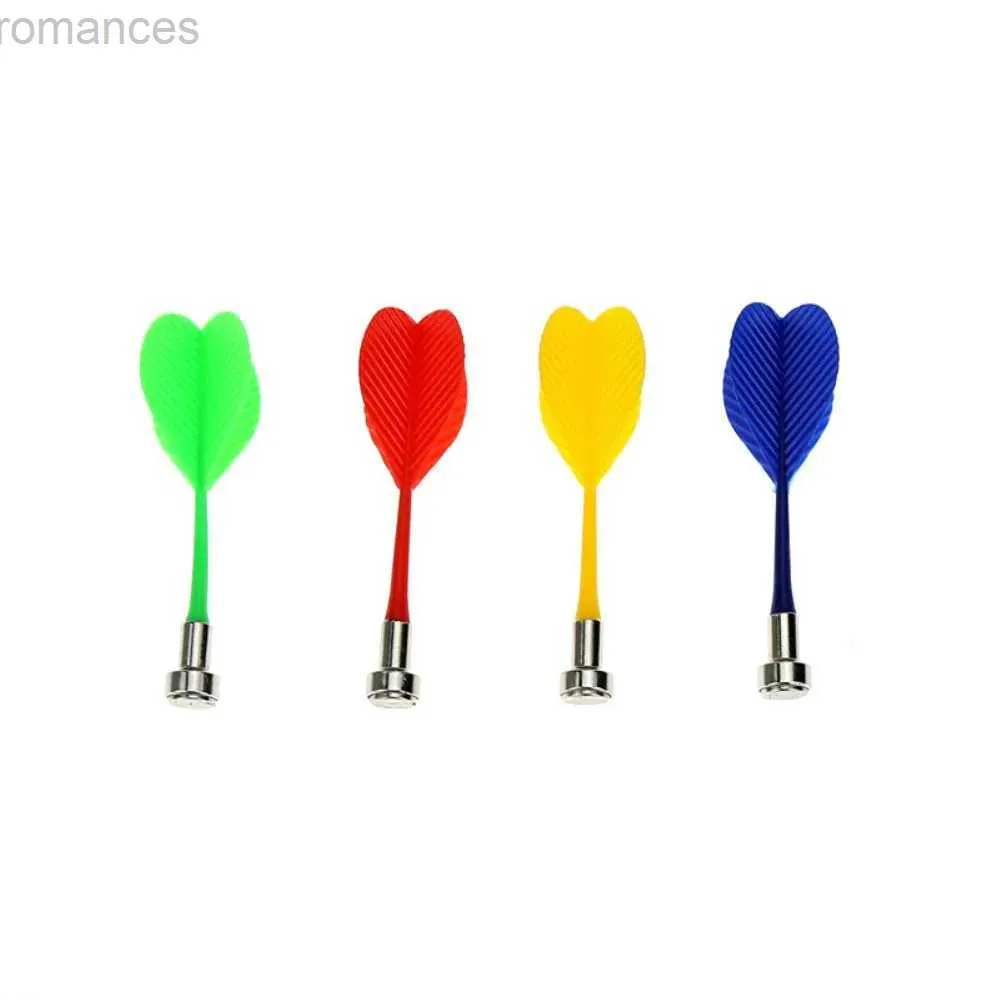 السهام 3pcs/lot 4 ألوان الهدف لعبة بلاستيكية سهام سهام مغناطيسية للوحة مغناطيسية على الوجهين 24327