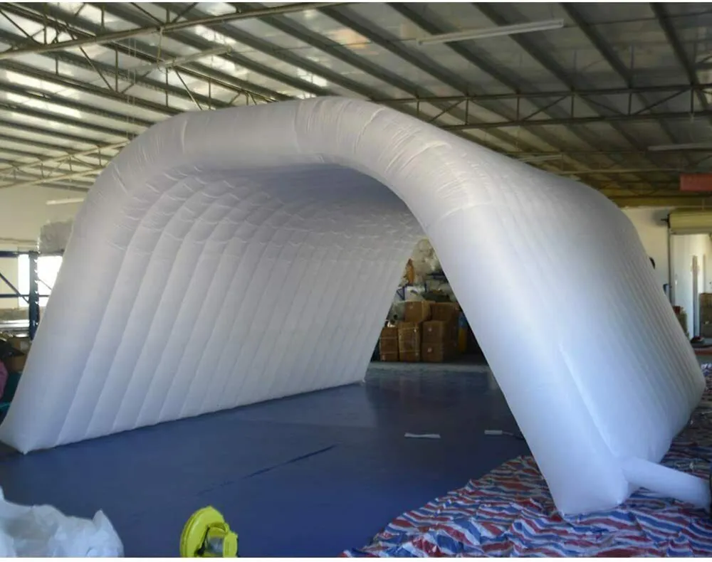 卸売広告トンネルテントタイプ4x3x2.5mインフレータブルストレートチャンネルカーガレージテントショーおよびイベント耐久性のためのテント
