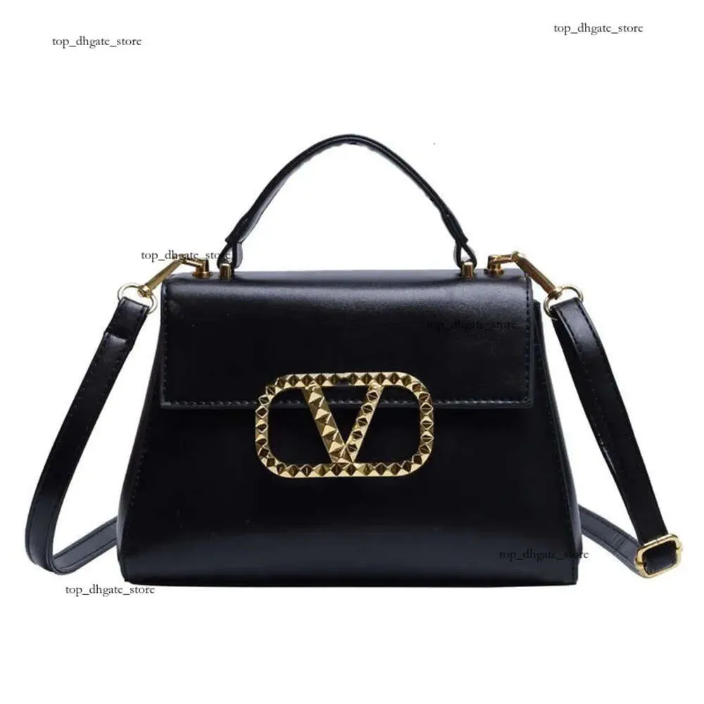 DHgate.com:V Handbag Luxury Designer Bag Crossbody Bag DHgate.com:V Handbag Luxury Designer Bag Crossbody Bag