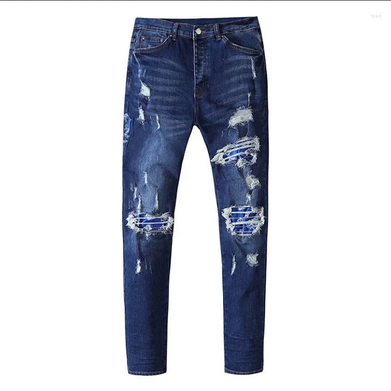 Jeans da uomo High Street strappati moda slim fit lettera ricamata blu pantaloni a matita elasticizzati denim skinny uomo