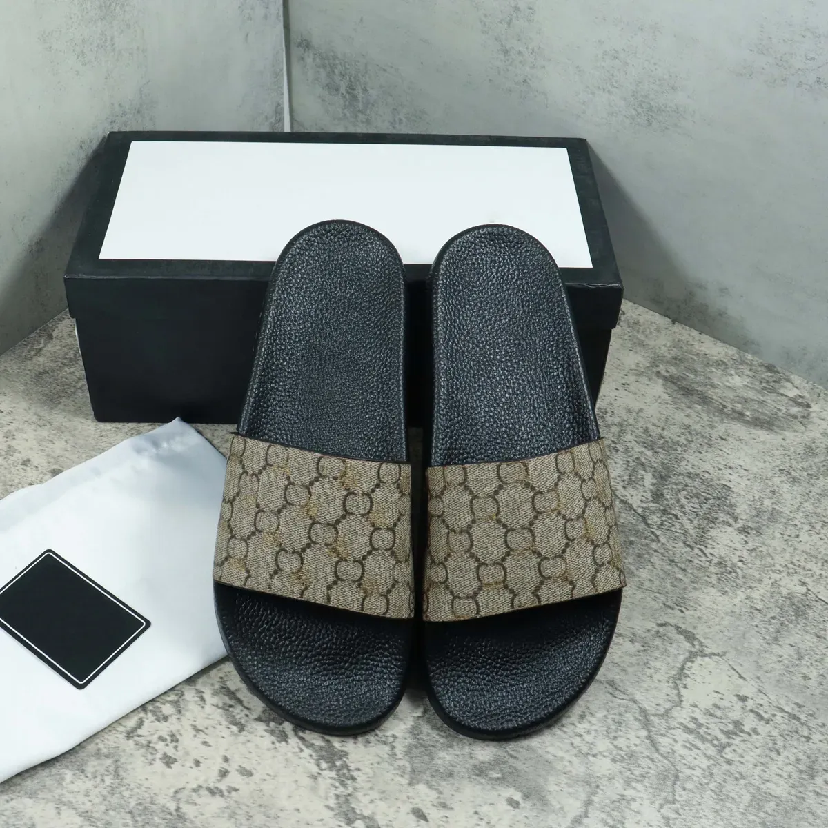 Designer Sandal Classics Sandals Slippers Women rubber Fashion Sandal Men Women Blooms floral Slipper Flat shoes Slide