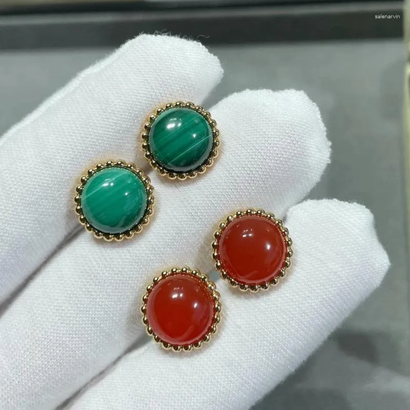 أقراط مسمار الأزياء S925 Sterling Silver Round Natural Led Stone Red Shiny Women Jewelry المجوهرات