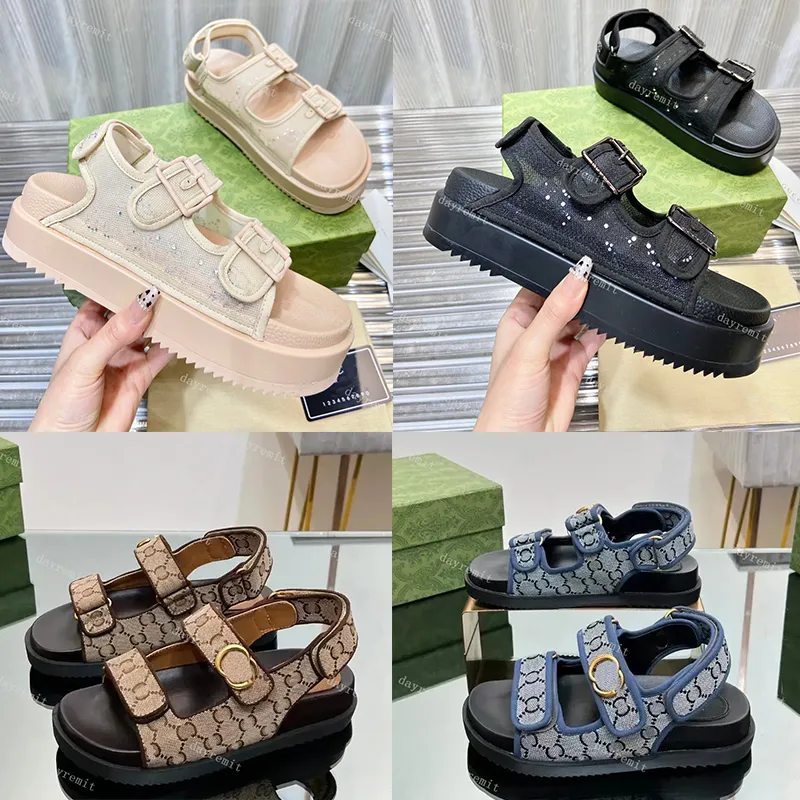 مصمم Flip يتخبط من الصنادل الهلامي مطاطية رندل Mini G Slippers Platform