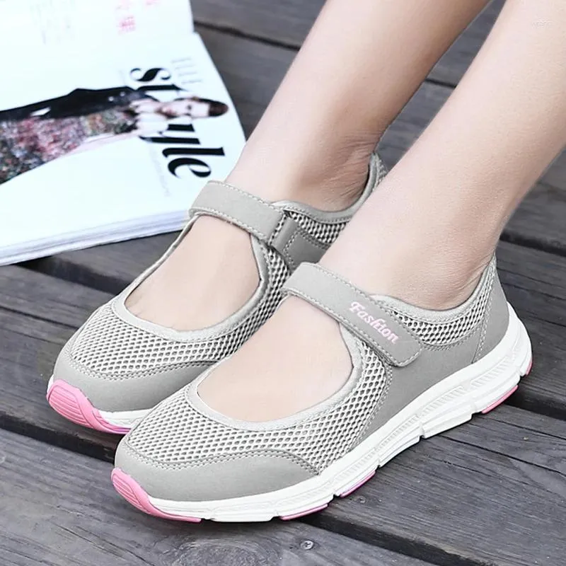 Sapatos de caminhada moda ao ar livre leve verão casual feminino respirável jogging tênis senhoras macio antiderrapante