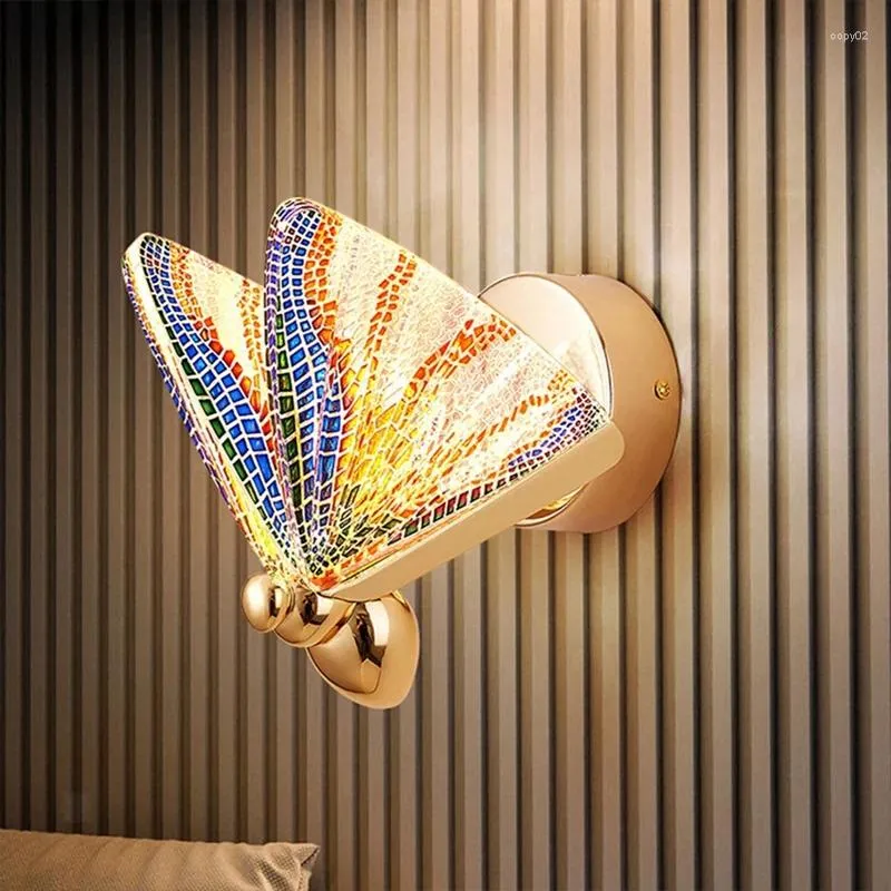 벽 램프 나비 노르딕 현대 홈 야간 조명 스콘 램프 미니멀리스트 고급 계단 침대 옆 조명 장식