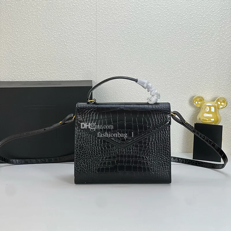 Crocodile skin handbag Top Designer Bag Womens luxury Chain Shoulder bag purse Multi functional Fashion Crossbody bag tote bag