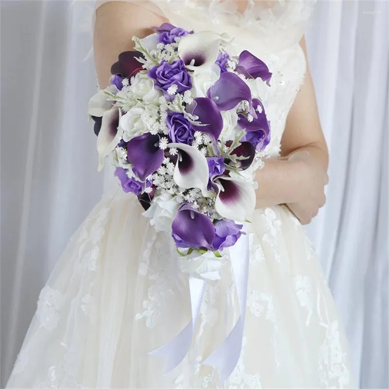 Dekoratif Çiçekler Düğün Buketleri Beyaz Mor Calla Yıldönümü Gelin Duş için Yapay Zambak Su Damlası Şelale