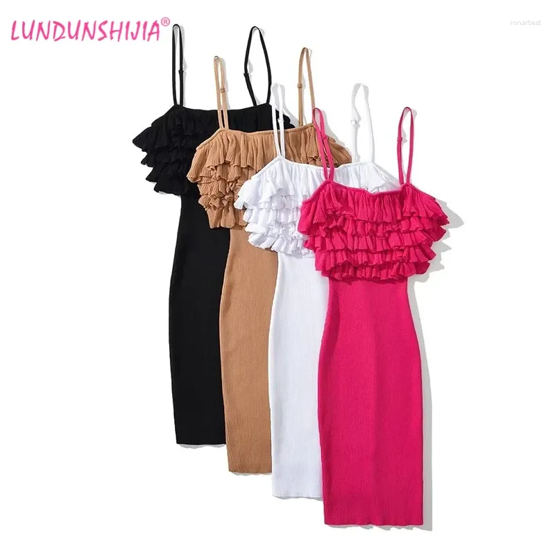 Casual Dresses LUNDUNSHIJIA Rose Red Petal Cake Decoration Knitting Dress Women Sexy Straps Slim Fit Party Vestidos Femme