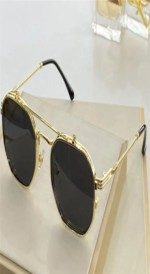 Ny modedesign Solglasögon 1610 Metal Square Frame Flip Design Populära Selling Style UV400 Protective Glasses Top Quality3656159