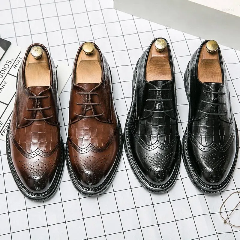 Scarpe eleganti Scarpe eleganti italiane Oxford Brogue Abito stringato di alta qualità da matrimonio formale da uomo