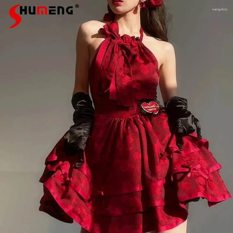 Robes décontractées Sexy Femme Halter Mini Robe Rouge Pour Fête D'anniversaire 2024 Été Haute Qualité Princesse Sans Manches Courtes Dames Vêtements