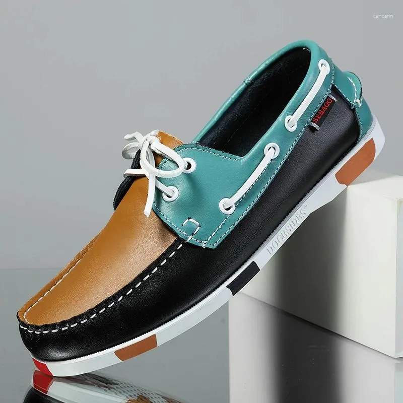 Scarpe casual 2024 Mocassini da uomo estivi Comode calzature in pelle di alta qualità Scarpe da città per uomo maschile