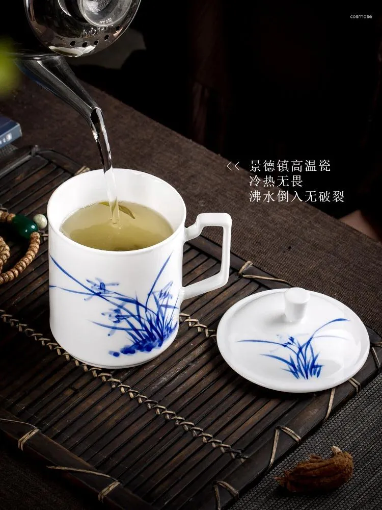 Teegeschirr-Sets Jingdezhen Handbemalte blaue und weiße Porzellan-Keramikbecher Persönlicher Haushalt Geschäftsbüro Treffen Teewasser mit Deckel