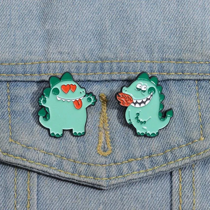 Leuke Vuurspuwende Draak Emaille Pins Custom Groene Dinosaurus Broches Revers Badges Cartoon Dier Sieraden Cadeau voor Kinderen Vrienden