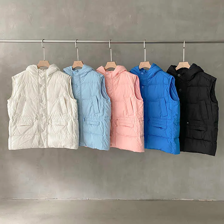 OEM製造新しいスタイルファッション冬の濃い暖かい綿のパッドダウンベストノースリーブバブルライトダウンジャケットの女性