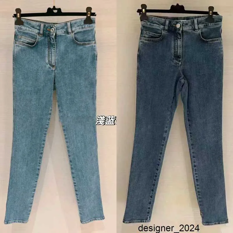 Projektant poprawna edycja ~ 2024 Springsummer Nowy czysty kolor Wysoki Elastyczne dżins Slim Fit Małe stóp Dżinsowe spodnie 9826# 67p3
