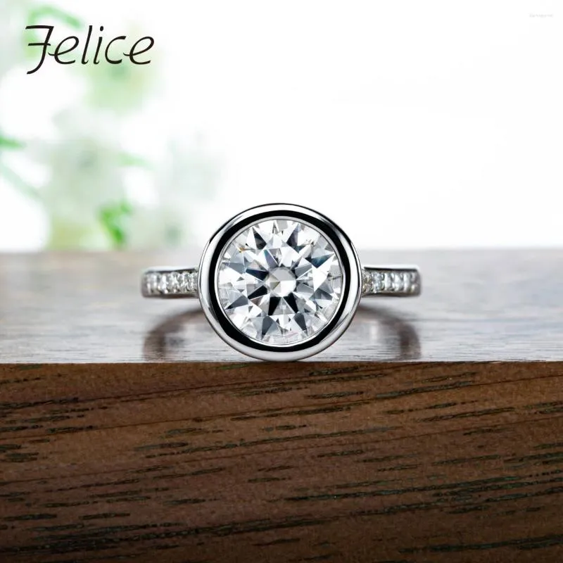 Pierścienie klastra Felice 3CT D KOLOR MOISSANITE ZARUSZENIE DLA KOBIET 925 SREBRY LAB CROTURET DIMENT BEZEL JEINDERSALE