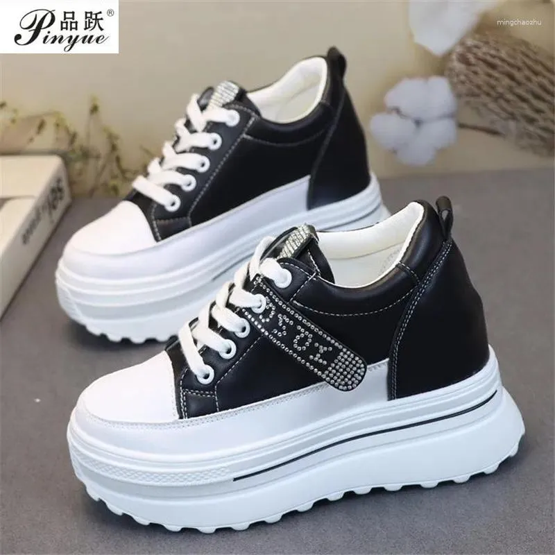 Casual Schoenen 2024 Herfst Leer Witte Vrouwen Dikke Zolen Platform Verhoogd 10 Cm All-Match Waterdichte Sneakers