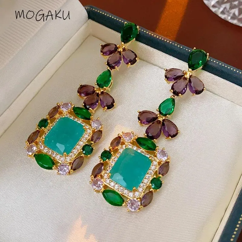 Dangle Küpeler Mogaku Mor Kristal Kadınlar için 2024 Trend Green Zircon Rhinestones Küpe Kadınların Zarif Parti Takıları