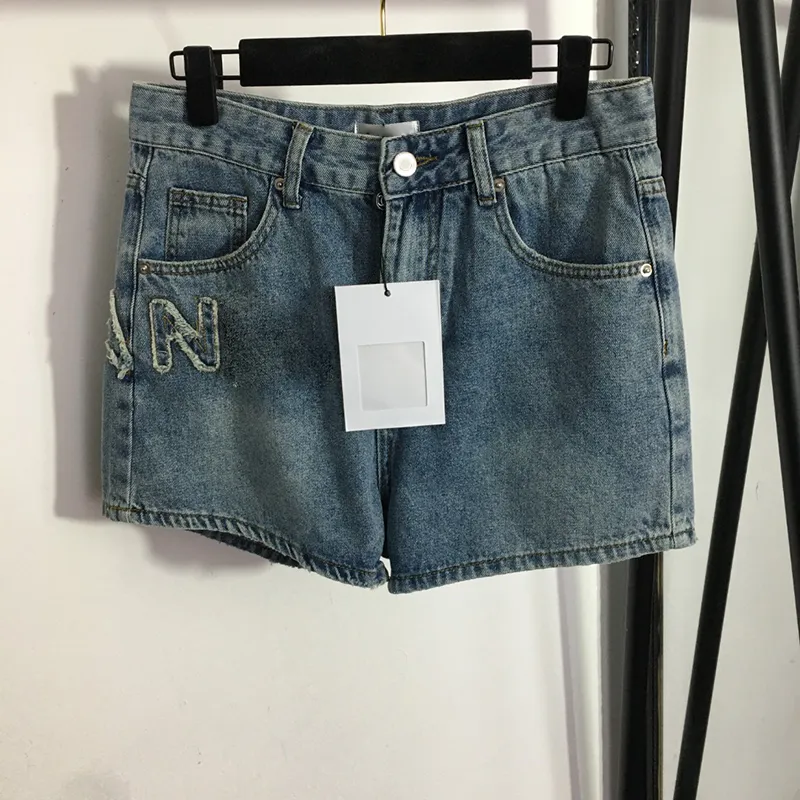 Lettres de mode broderie Jeans Designer Shorts été Sexy plage Shorts bleu décontracté Jean pantalon à la mode Jean pantalon