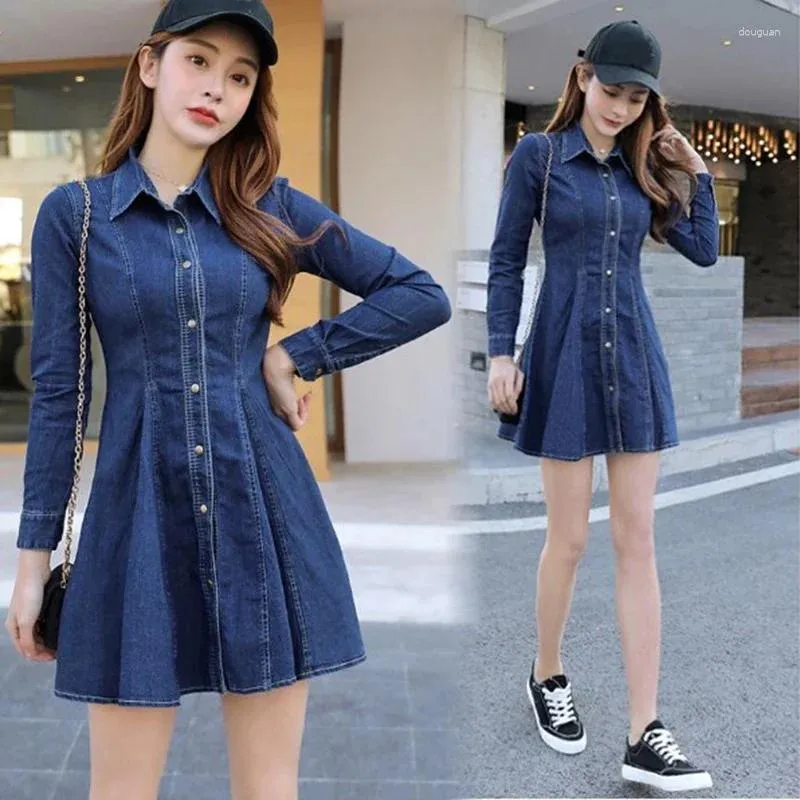 Robes décontractées Femmes Denim Robe Mode Simple Boutonnage À Manches Longues Femme Preppy Style Une Ligne Swing Court