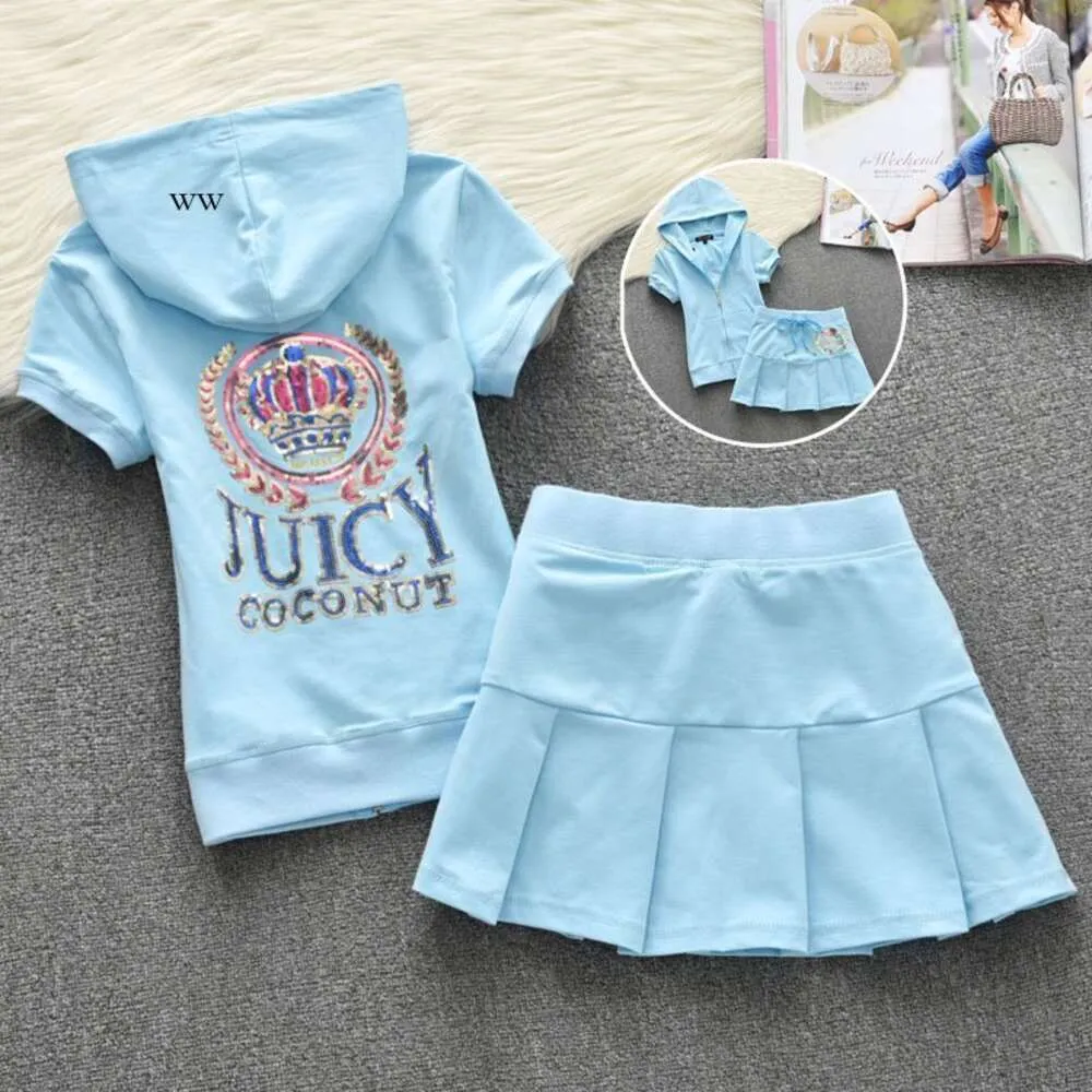 Juicy drożdżak Nowy krótki rękawski odzież sportowa Symukcja Damska sukienka Spring i Autumn Casual Sports Pleted Dwuczęściowa spódnica tenisowa Trendy 5172