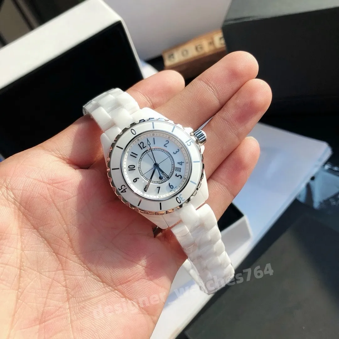 Дизайнерские часы Женщины Знаменитые керамик белые и черные бриллианты Смотрит мод хороших леди -лишних часов