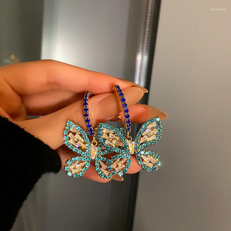 Kolczyki Dangle Gold Splated Butterfly Crystal Crystal Wisiant Charm Women Blue Rhinestone Wedding Party Akcesoria biżuterii