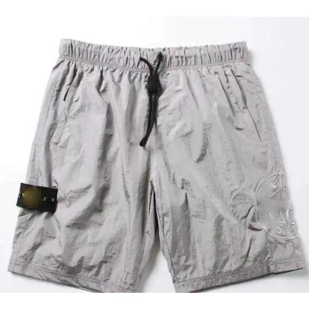 2024 Discount Beach Summer Shorts Herrmode som går lös snabb kemtvättprocess Purt tyg Casual Hip-Hop Ins Stones Motion Island