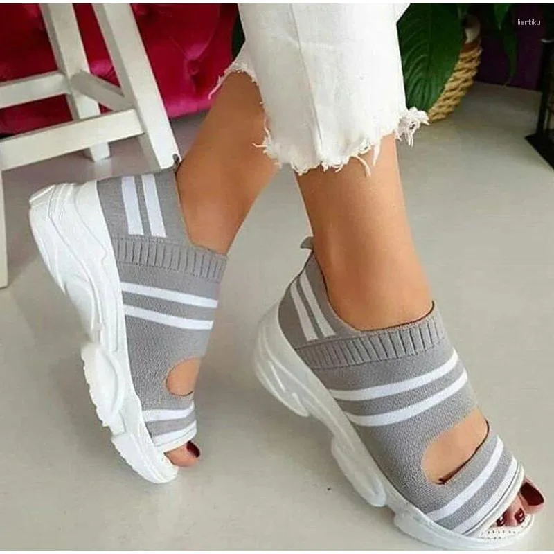 Fitness Schoenen Zomer Vrouwen Casual Outdoor Sandalen Wiggen Hak Platform Vrouwelijke Open Teen Ademend Licht Slip Op Sneakers Schoeisel