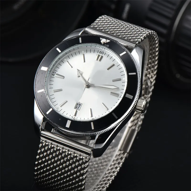 Superocean montres de haute qualité mouvement à quartz montre de créateur hommes montre noir bleu vert blanc classique orologio montre de luxe aaa qualité à la mode sb079