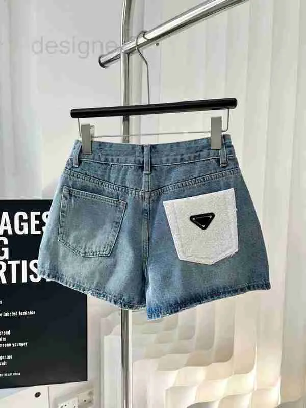 Kvinnors shorts designer 2024 jeans ny casual triangel mönster pocket denim hög midja gata korta byxor kvinnor mode sommar sbt3