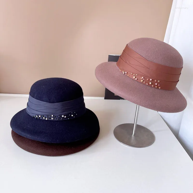 Berretti Boutique francese di alta qualità Cappelli in feltro per donna Donna Elegante temperamento Cappello Fedora a tesa larga Perla Berretto cloche di lusso