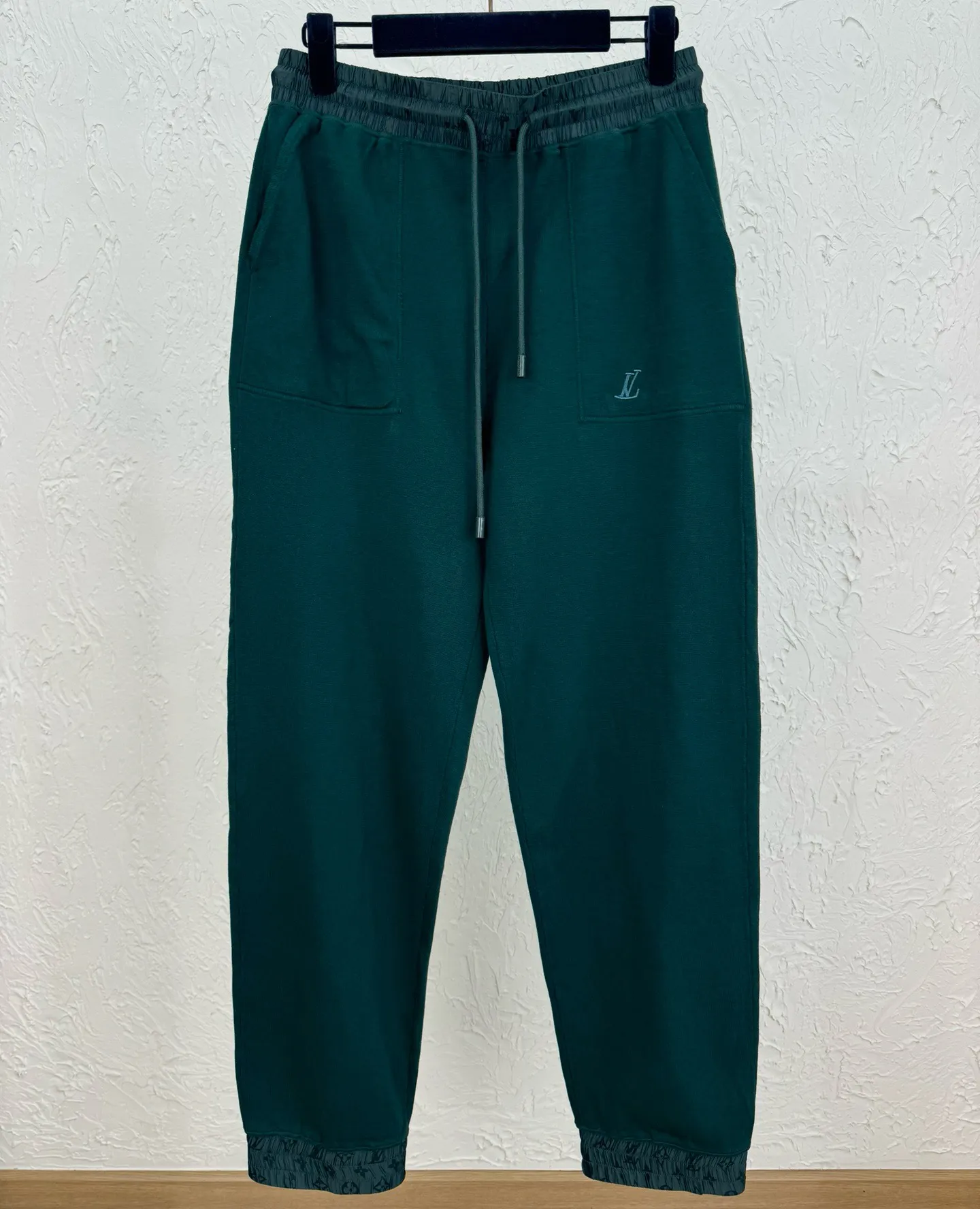 Özel Sweatpants Soğuk hava için yüksek kaliteli yastıklı ter pantolon kış erkekleri jogger pantolon gündelik miktar su geçirmez pamuk fyef