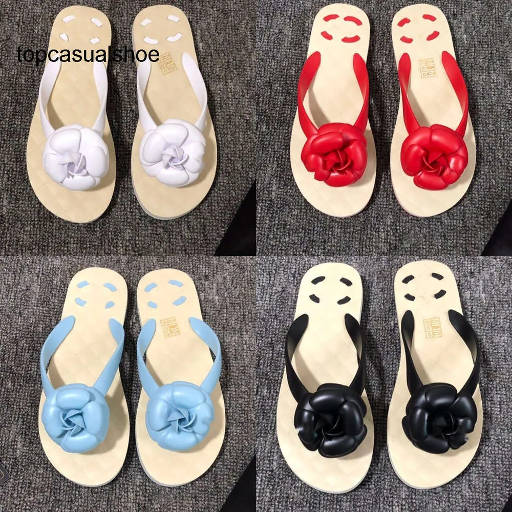 Chanelllies vgl. Kanales Blume Camellia Frauen Flip Flops Pantoffeln c Buchstaben Tanga Sandalen Beige schwarz rosa Blume Gummi Gummi Girls Flat Mules Sommerpool Strand LO