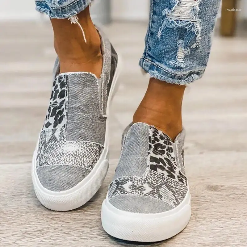 Scarpe casual 2024 Autunno Donna Piatta PU Tela Gladiatore Designer di lusso Zeppa Ladies Beach Office Party Sneakers