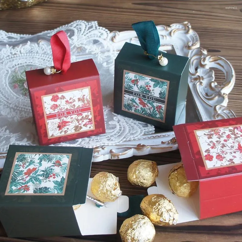 Gift Wrap 10pcs Deep Green Red Relief Box Candy Chocolate Sweet Packaging Wedding Favors Gifts Birthday DIY Use